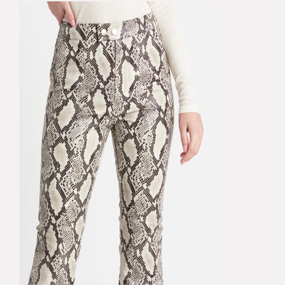 1151 NWT Choosy Elizabeth Faux Leather Pants – Size 4 - Black/Cream Snakeskin - Picture 2 of 16